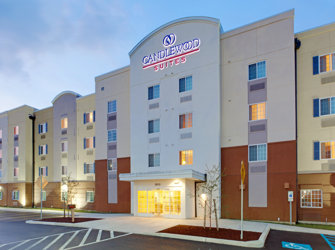 Candlewood Suites Hotel Front