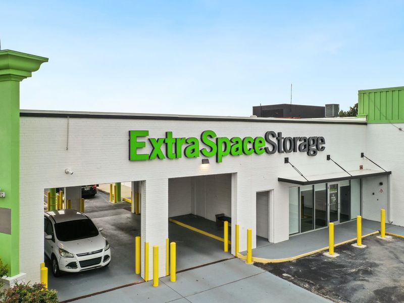Extra Space Storage Facility Exterior